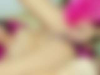 ChloeOhiggins's Live Sex Cam Show