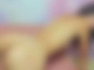 Live cam show with ChloeOhiggins - Lingerie on hotwifechat.live