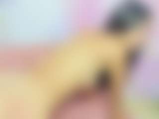 Live cam show with ChloeOhiggins - Strip on Camiplay Live