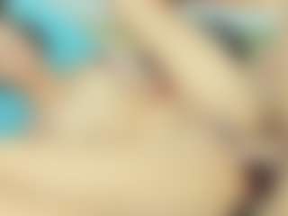 Live cam show with ChloeOhiggins - Orgasm on dropp.cam