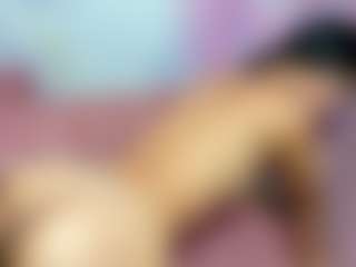 Show en direct avec ChloeOhiggins - Drinking sur Camsoda