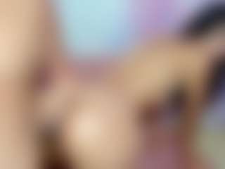 Live cam show with ChloeOhiggins - Athletic Brown Eyes on Camsoda
