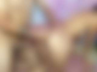 ChloeOhiggins's Live Sex Cam Show