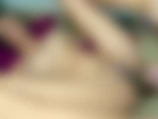 Live cam show with ChloeOhiggins - Skinny on justonemore.cc