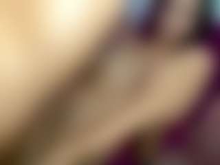 Live cam show with ChloeOhiggins - Orgasm on Camsoda