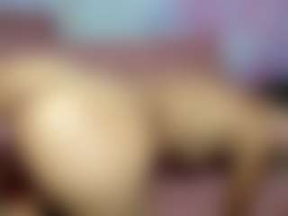 ChloeOhiggins's Live Sex Cam Show