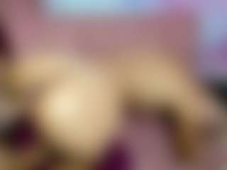 ChloeOhiggins's Live Sex Cam Show