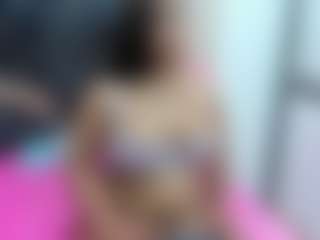 Live cam show with Diiamond18 - Indian Petite on friskycurves.com | colombia