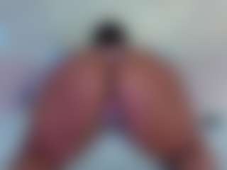 Live cam show with Nicelle Ribbon - Butt Plug on Camsoda