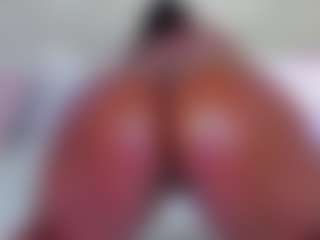 Nicelle Ribbon's Live Sex Cam Show