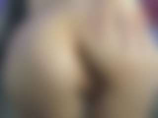 Eleanor-Lily's Live Sex Cam Show