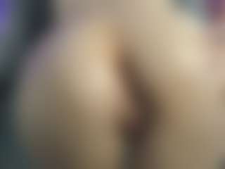 Eleanor-Lily's Live Sex Cam Show