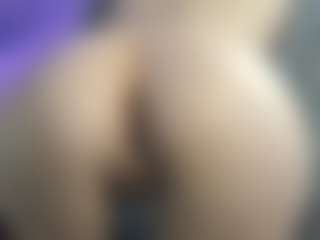 Eleanor-Lily's Live Sex Cam Show