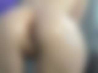 Eleanor-Lily's Live Sex Cam Show