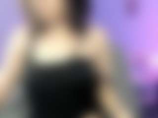 Live cam show with Eleanor-Lily - Body Massage on Free Soda