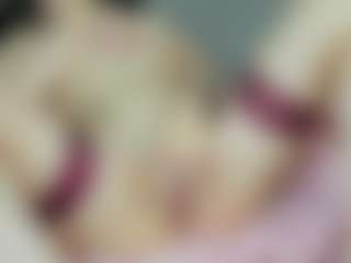 Live cam show with Eleanor-Lily - Brown Hair Petite on xxxlivecams.org