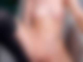 Live cam show with Eleanor-Lily - Cute on Camiplay Live