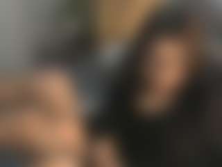 Live cam show with Eleanor-Lily - Teasing on Dolls Live