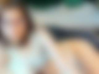 Live cam show with Eleanor-Lily - Sweet on camwithhim.com