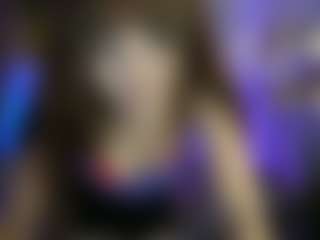 EllaYoung18's Live Sex Cam Show