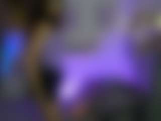 EllaYoung18's Live Sex Cam Show