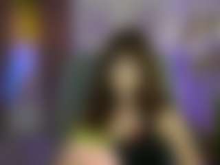 EllaYoung18's Live Sex Cam Show