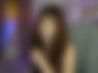 EllaYoung18's Live Sex Cam Show