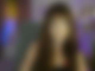 EllaYoung18's Live Sex Cam Show