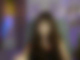EllaYoung18's Live Sex Cam Show