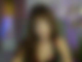EllaYoung18's Live Sex Cam Show