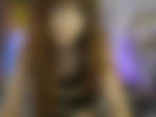 EllaYoung18's Live Sex Cam Show