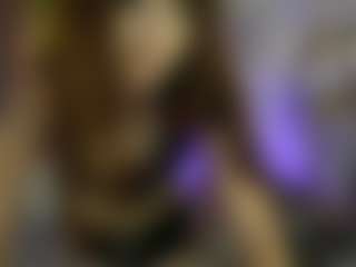 EllaYoung18's Live Sex Cam Show