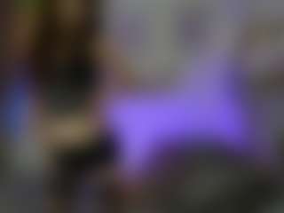 EllaYoung18's Live Sex Cam Show