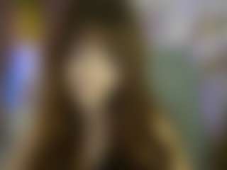 EllaYoung18's Live Sex Cam Show