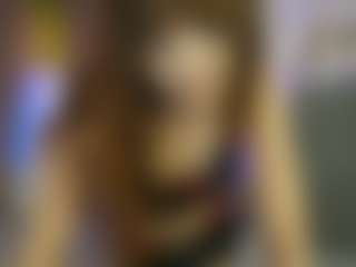 EllaYoung18's Live Sex Cam Show