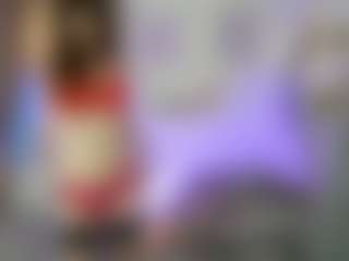 EllaYoung18's Live Sex Cam Show
