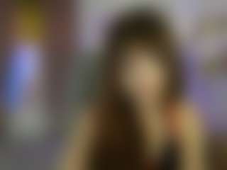 EllaYoung18's Live Sex Cam Show