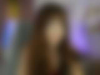 EllaYoung18's Live Sex Cam Show