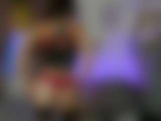 EllaYoung18's Live Sex Cam Show