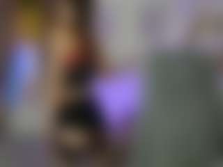 EllaYoung18's Live Sex Cam Show