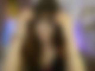 EllaYoung18's Live Sex Cam Show