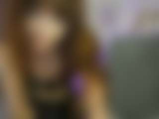 EllaYoung18's Live Sex Cam Show