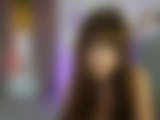 EllaYoung18's Live Sex Cam Show