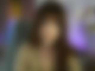 EllaYoung18's Live Sex Cam Show