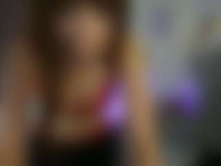 Live cam show with EllaYoung18 - Girlnextdoor on Camsoda