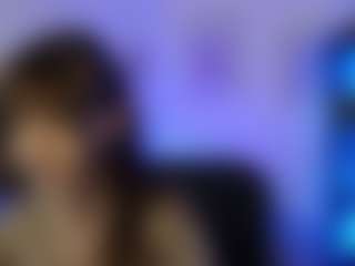 EllaYoung18's Live Sex Cam Show