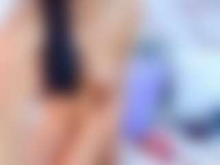 Live cam show with KeyraCoa - New Blowjob on Camsoda