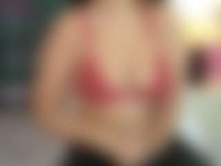 Live cam show with Kiaravega - Deepthroat on Dolls Live
