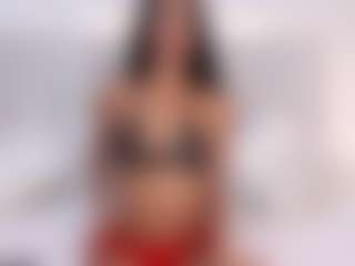 Live cam show with lanna-rosse - Spy Petite on WildCum
