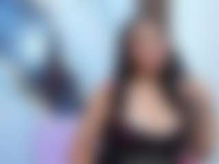 Leslyy19's Live Sex Cam Show